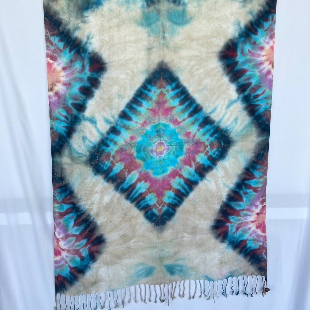 Tie Dye Super Soft Paschima Wrap Tapestry